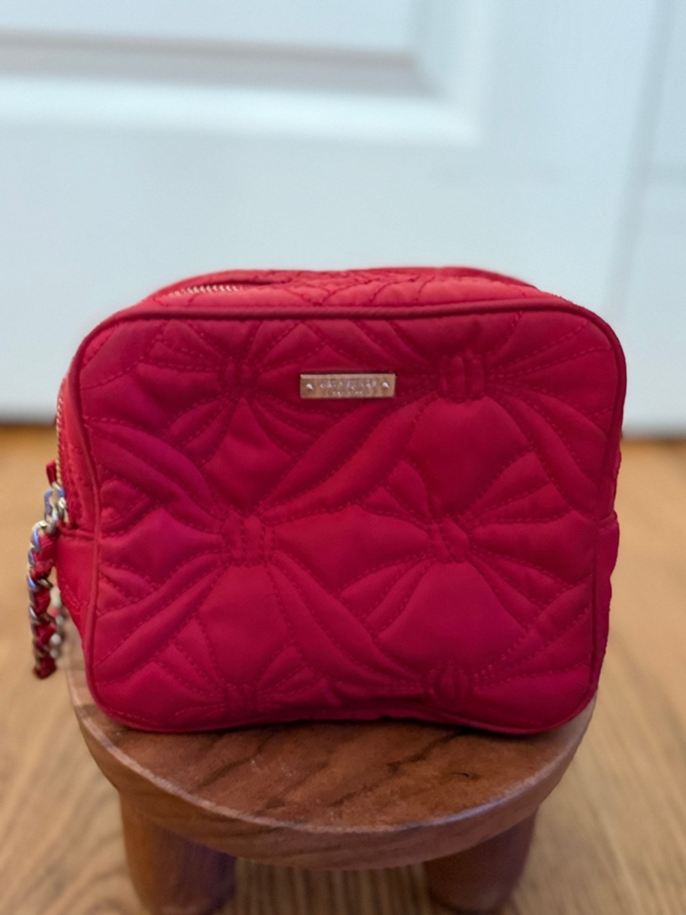 RARE Kate Spade Tilly Red Quilted Bow Cosmetic Makeup Travel Bag - Red